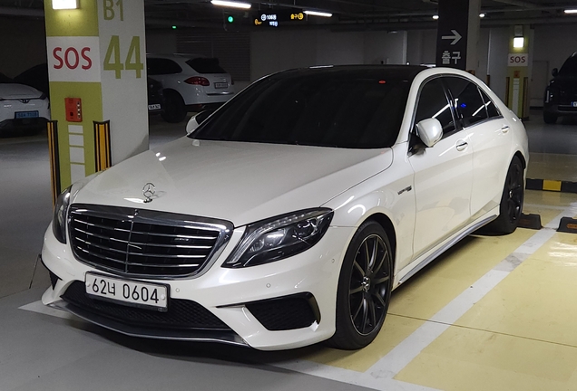 Mercedes-AMG S 63 V222