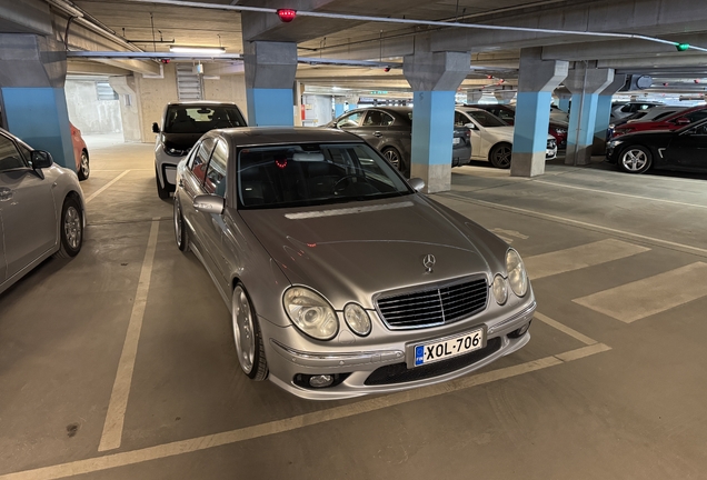 Mercedes-Benz E 55 AMG