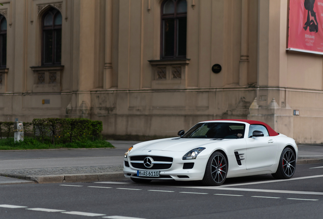 Mercedes-Benz SLS AMG GT Roadster