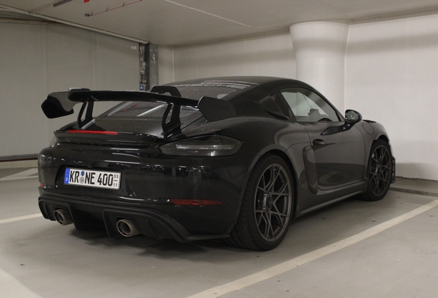 Porsche 718 Cayman GT4 RS Weissach Package