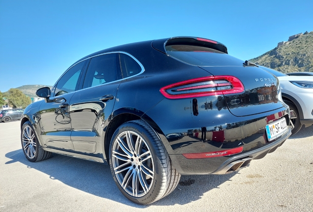 Porsche 95B Macan Turbo