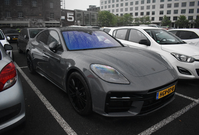 Porsche 972 Panamera Turbo S E-Hybrid