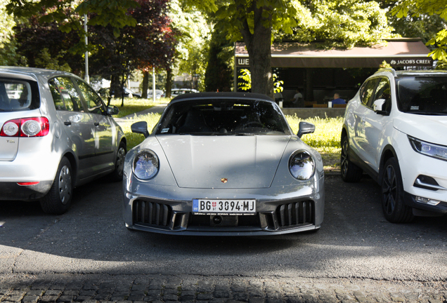 Porsche 992 Carrera 4 GTS Cabriolet MkII