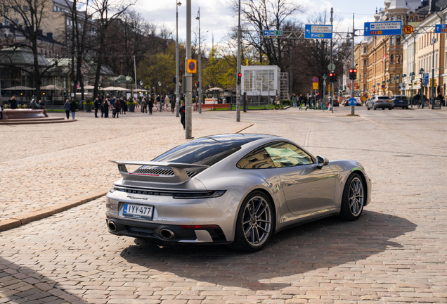 Porsche 992 Carrera 4S