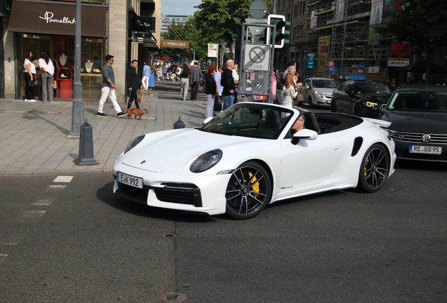 Porsche 992 Turbo S Cabriolet