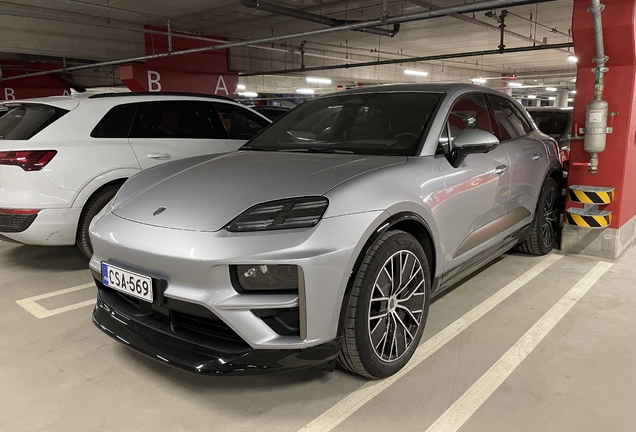 Porsche Macan EV Turbo