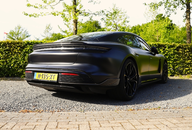 Porsche TechArt Taycan Turbo S