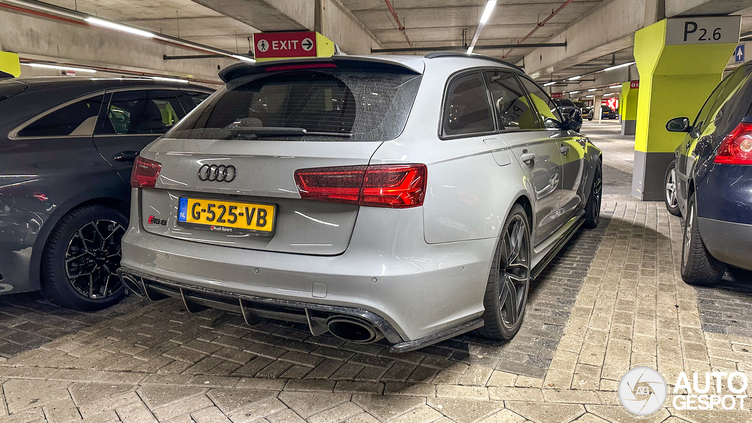 Audi RS6 Avant C7 2015