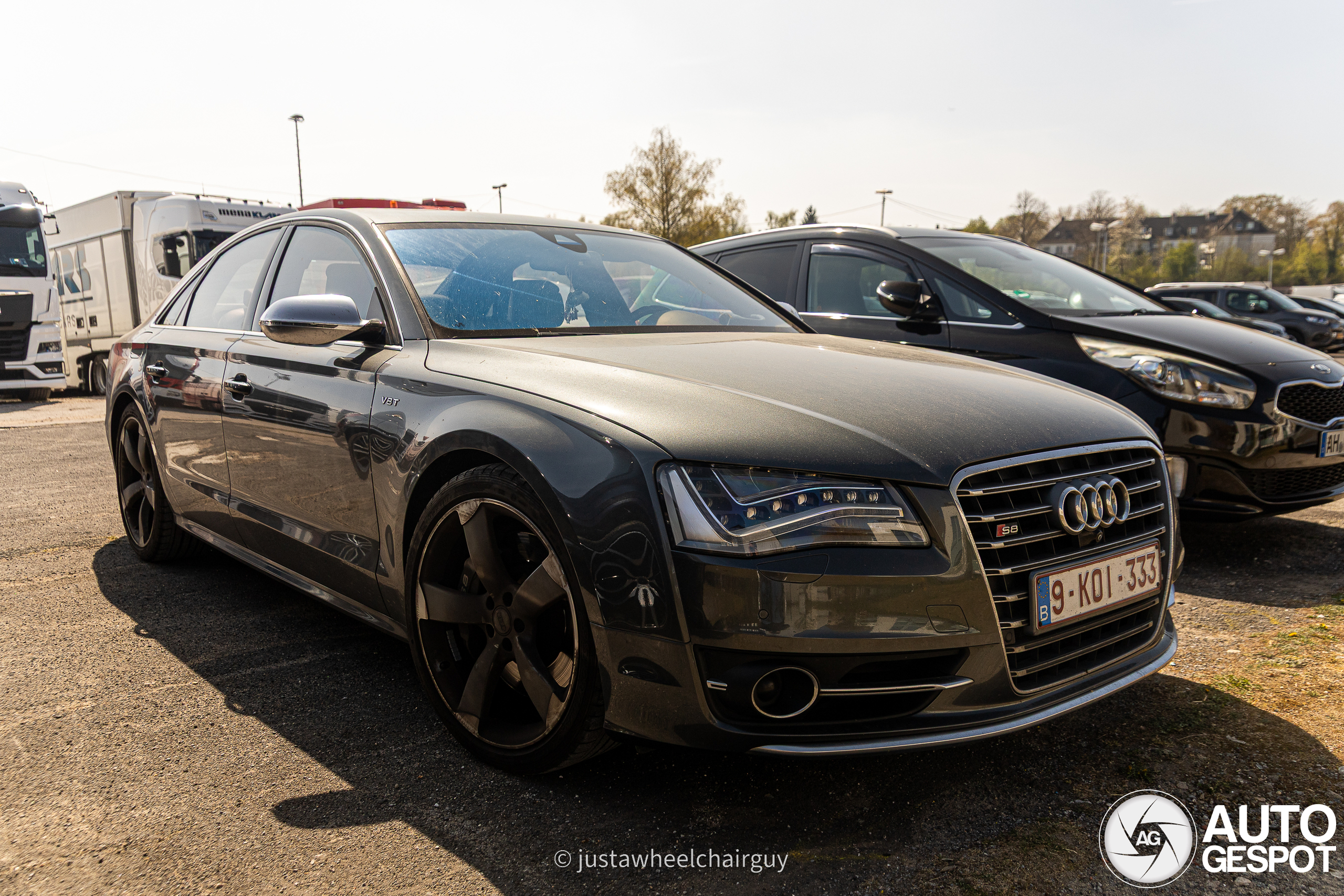 Audi S8 D4