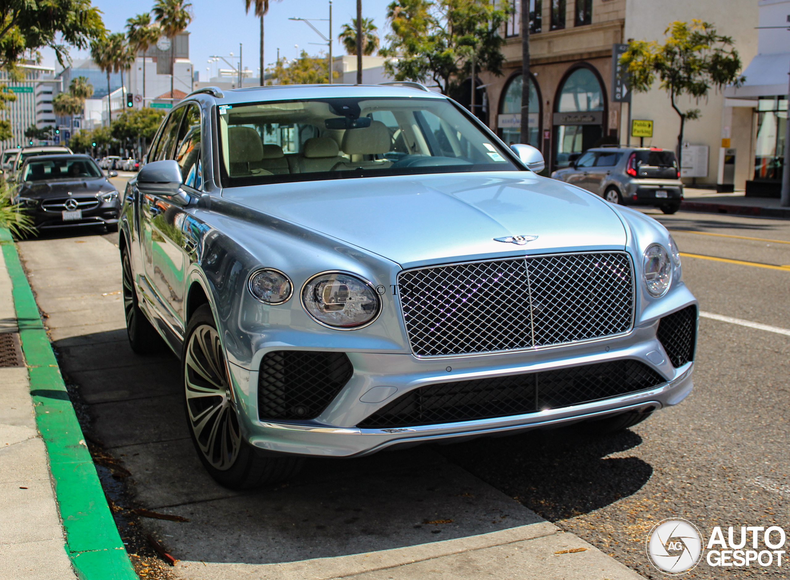 Bentley Bentayga V8 2021