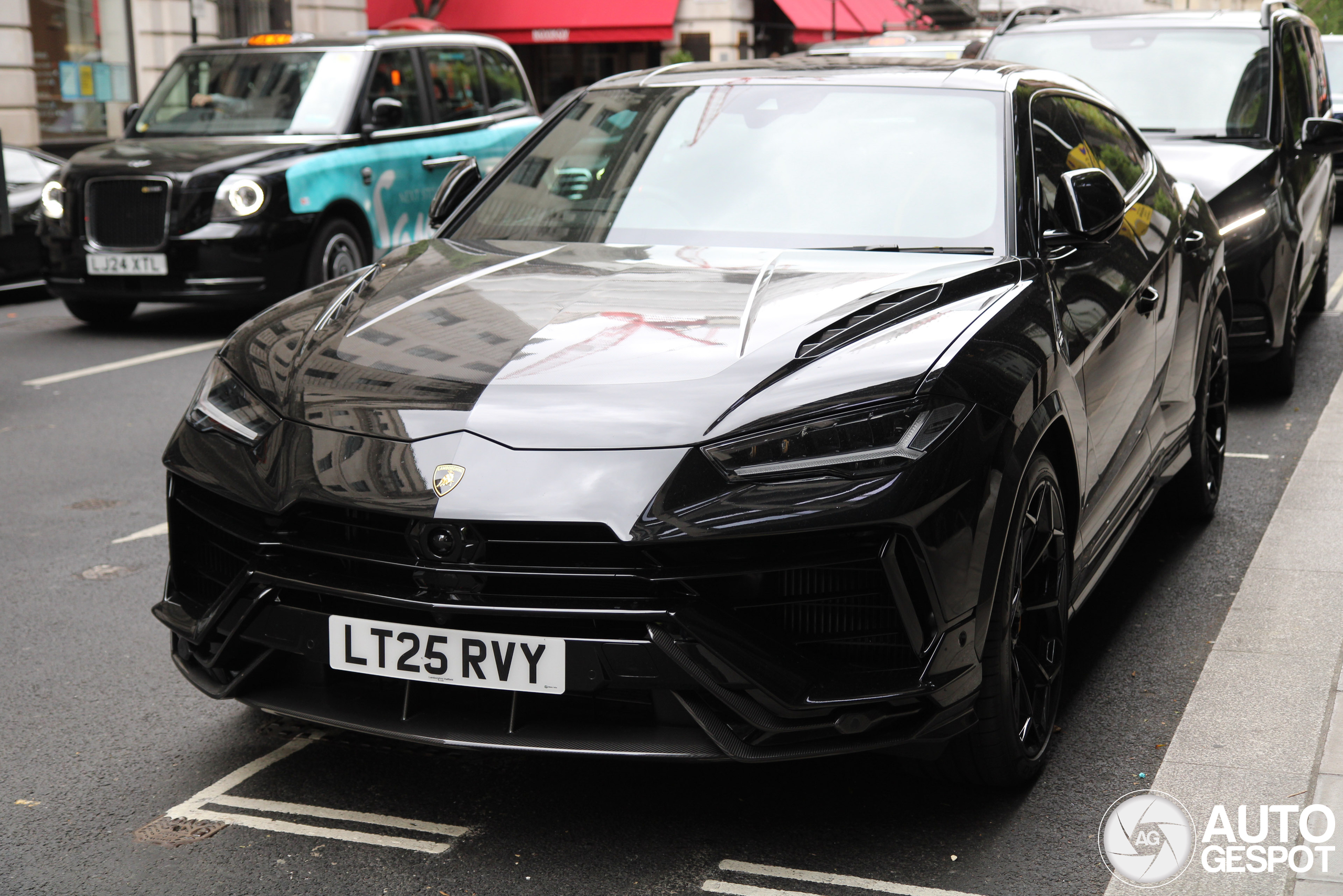 Lamborghini Urus Performante