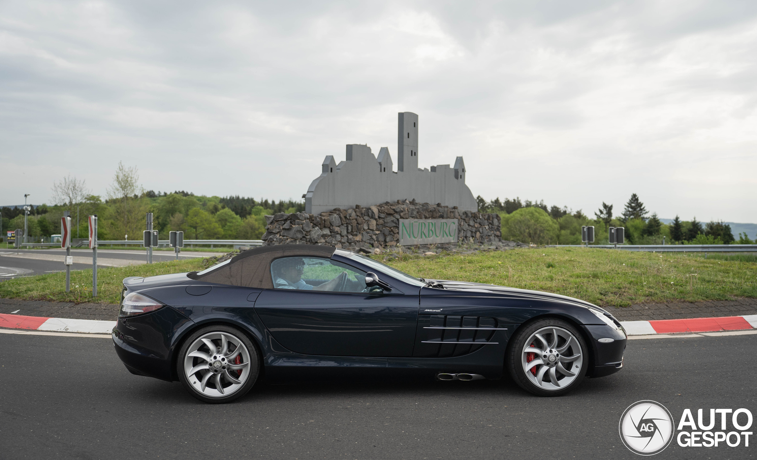 Mercedes-Benz SLR McLaren Roadster