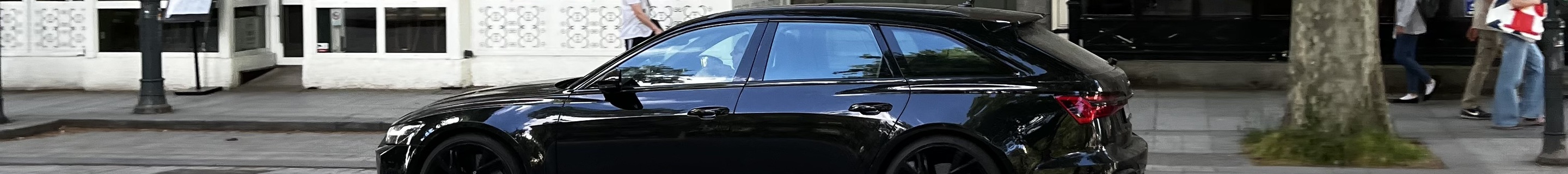 Audi RS6 Avant C8