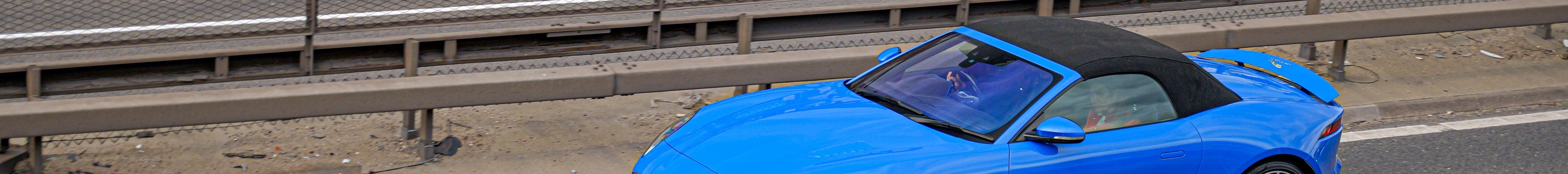 Jaguar F-TYPE SVR Convertible 2017