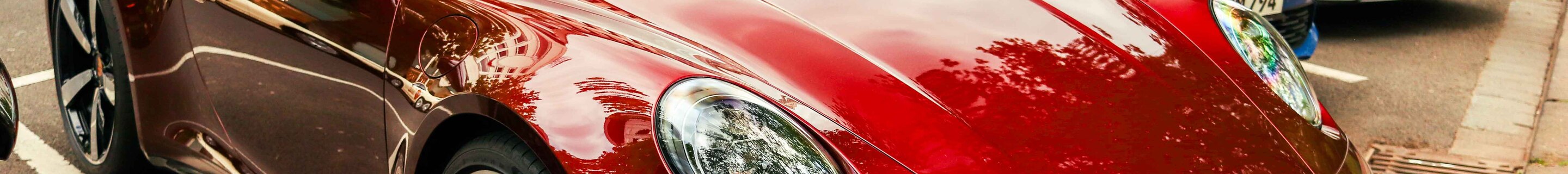 Porsche 992 Targa 4S Heritage Design Edition