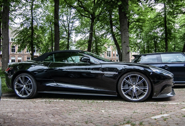 Aston Martin Vanquish Volante 2015 Carbon Black Edition