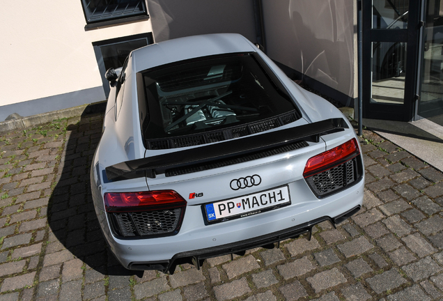 Audi R8 V10 Plus 2015