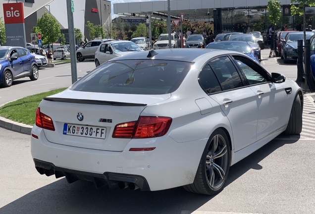 BMW M5 F10 2011