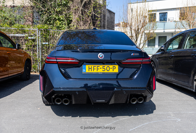 BMW M5 G90