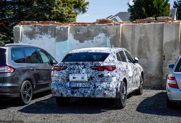 BMW X2 U10