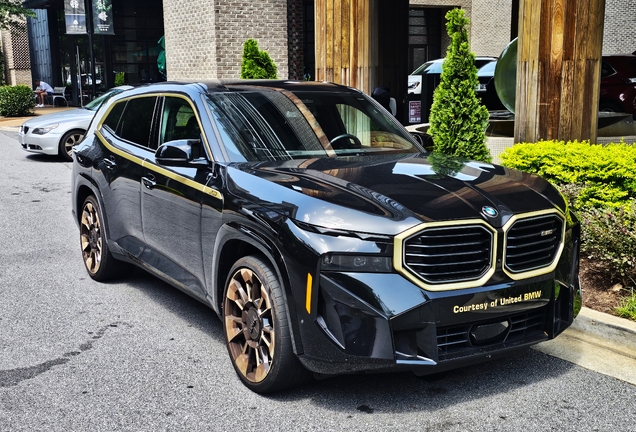 BMW XM G09