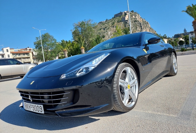 Ferrari GTC4Lusso