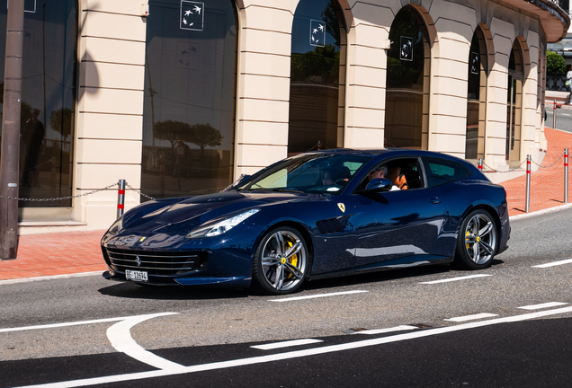 Ferrari GTC4Lusso