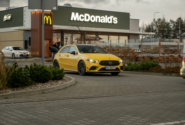 Mercedes-AMG A 45 S W177