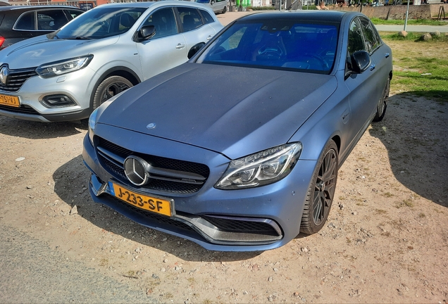 Mercedes-AMG C 63 S W205