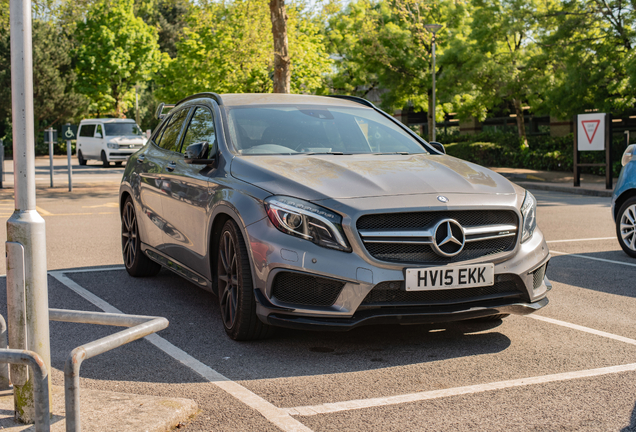Mercedes-AMG GLA 45 X156