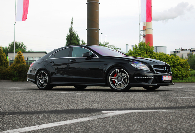Mercedes-Benz CLS 63 AMG C218