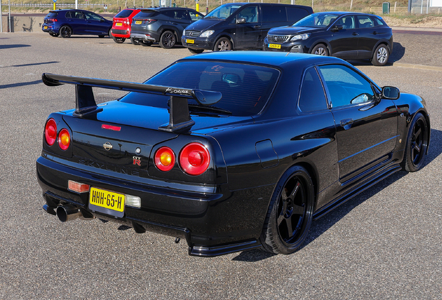 Nissan Skyline R34 GT-R