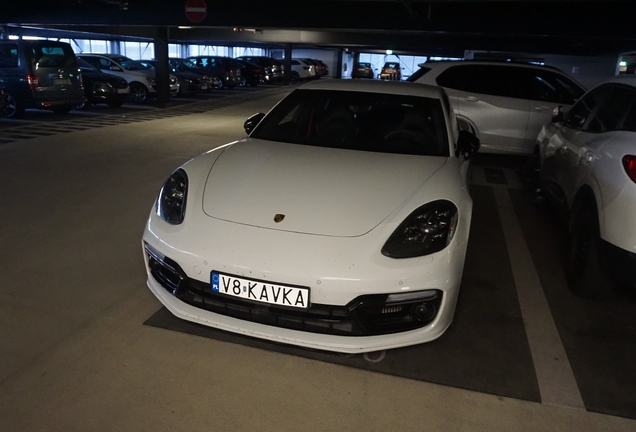 Porsche 971 Panamera GTS MkI