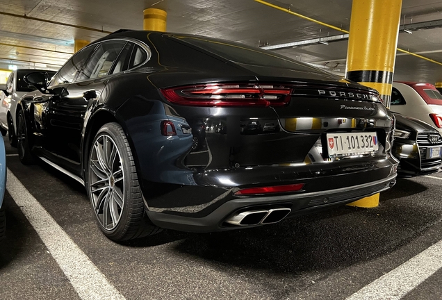 Porsche 971 Panamera Turbo