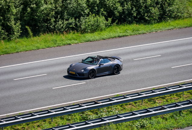 Porsche 992 Carrera GTS Cabriolet