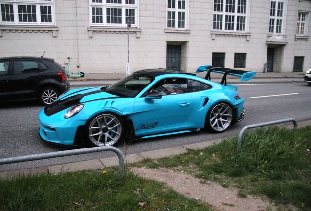 Porsche 992 GT3 RS Weissach Package