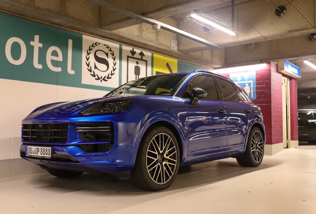 Porsche 9YA Cayenne Turbo E-Hybrid