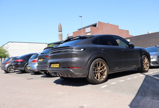 Porsche Cayenne Coupé Turbo E-Hybrid
