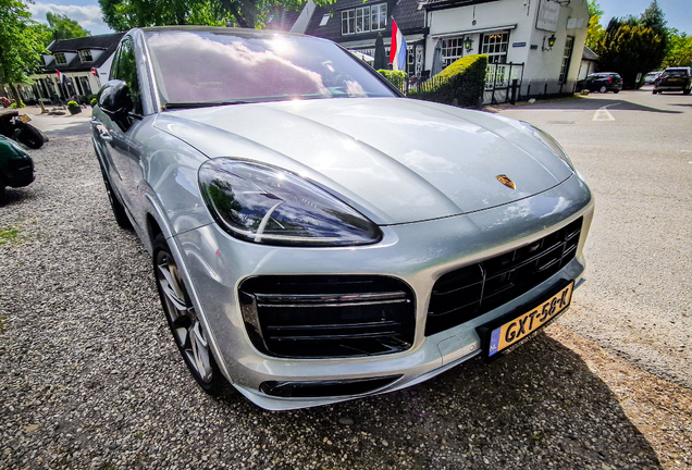 Porsche Cayenne Turbo S E-Hybrid