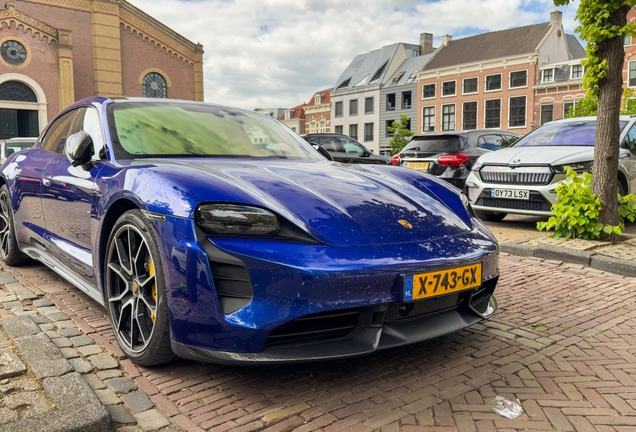 Porsche Taycan Turbo S Sport Turismo