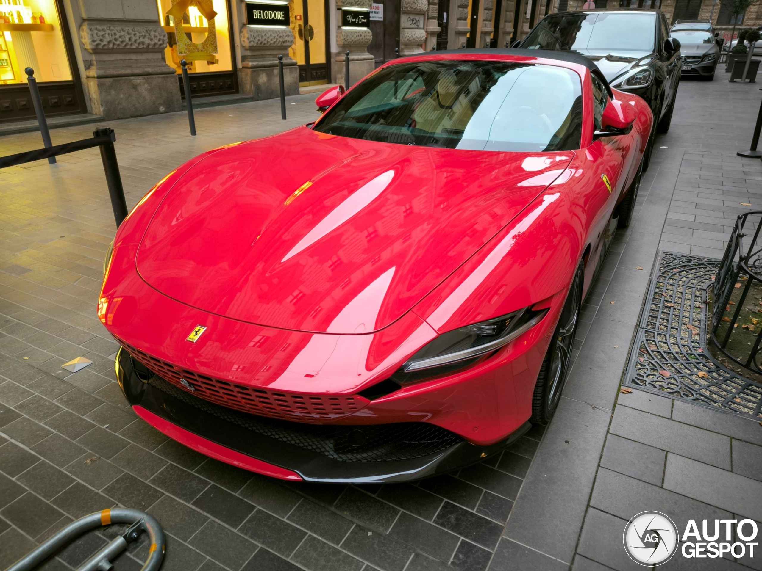 Ferrari Roma Spider