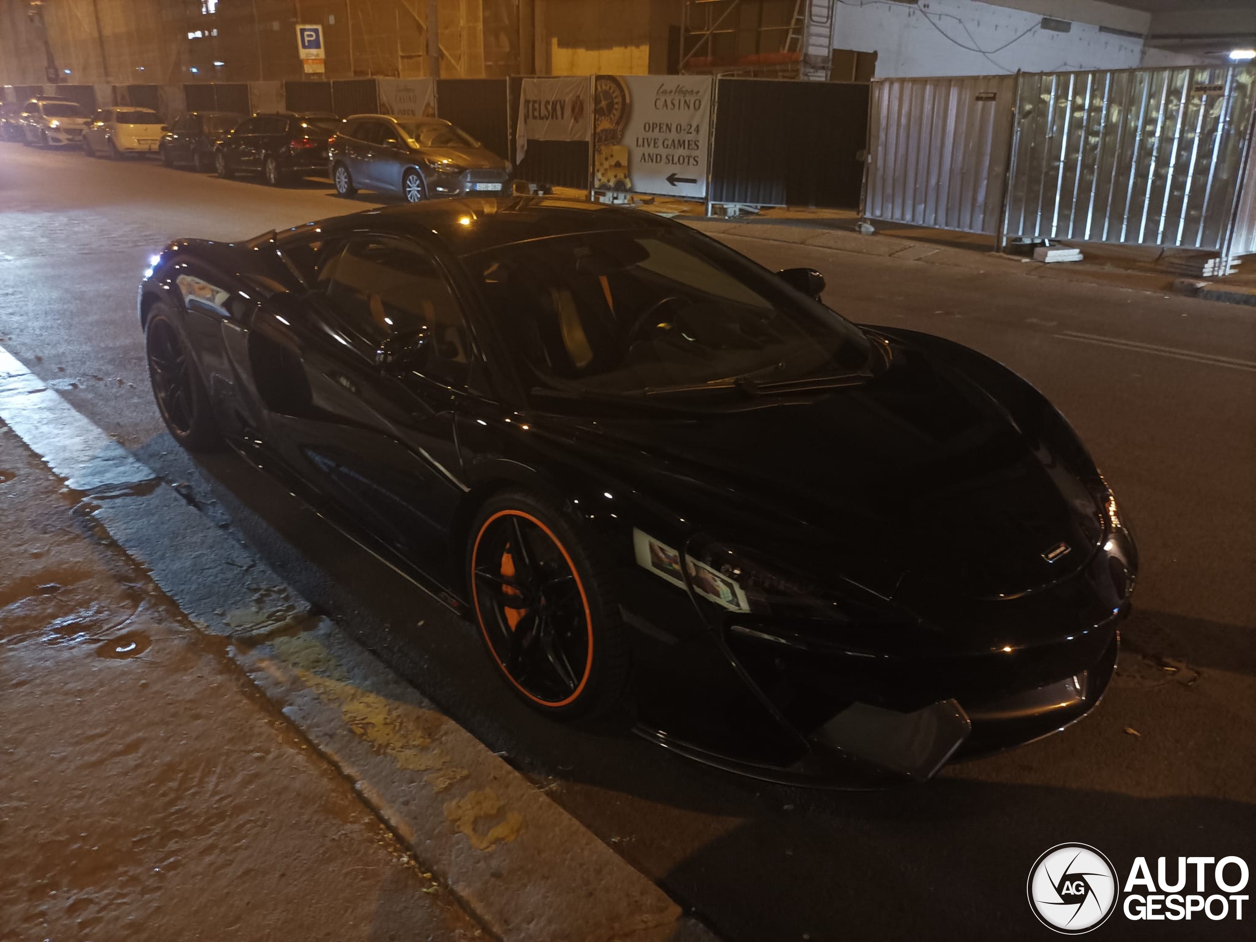 McLaren 570S