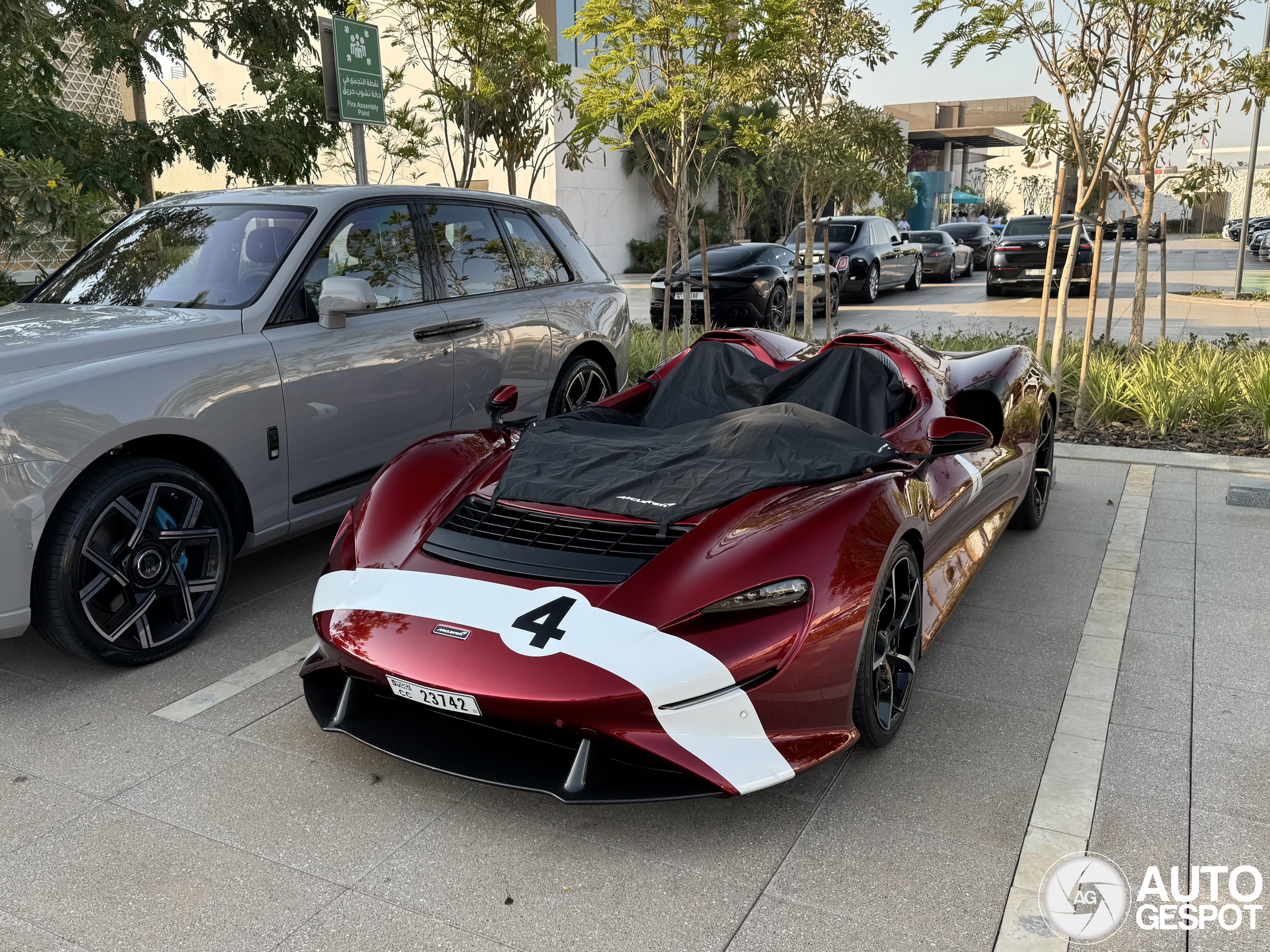 Een McLaren Elva op je beeldscherm is altijd lekker