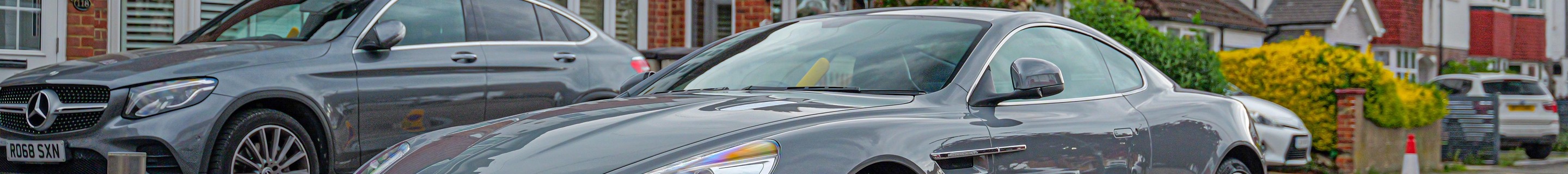 Aston Martin DB9 2013