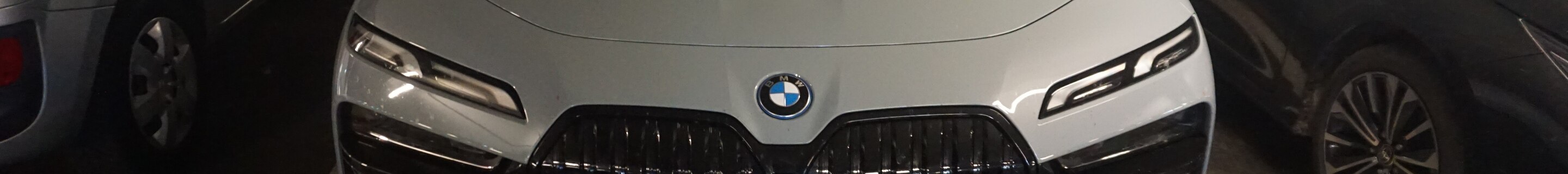 BMW M760e xDrive