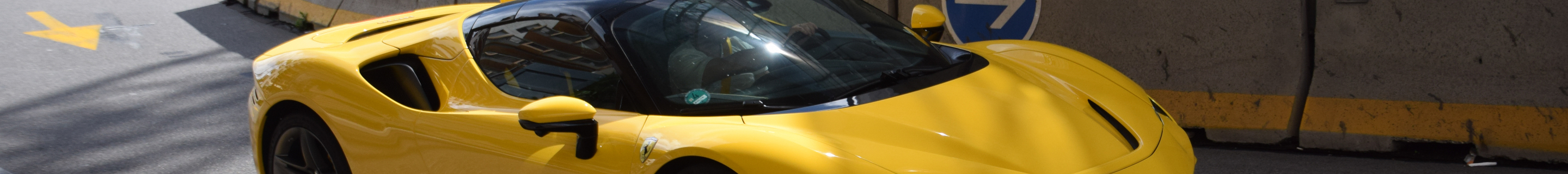 Ferrari SF90 Spider