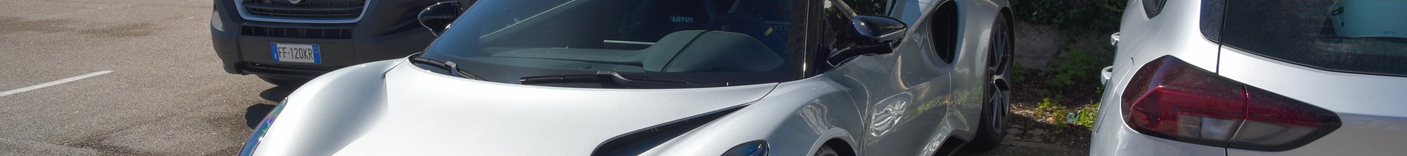 Lotus Emira