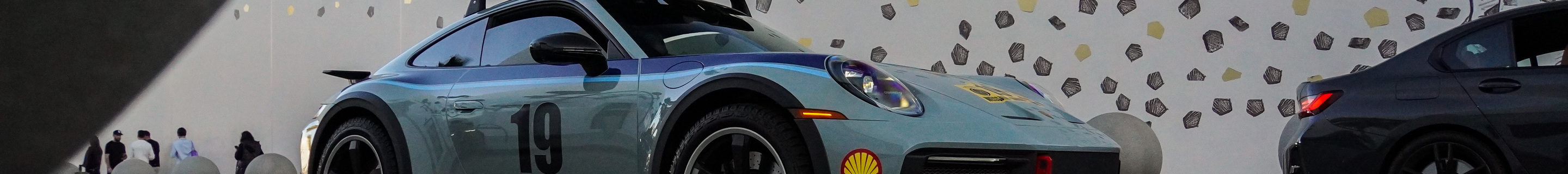 Porsche 992 Dakar