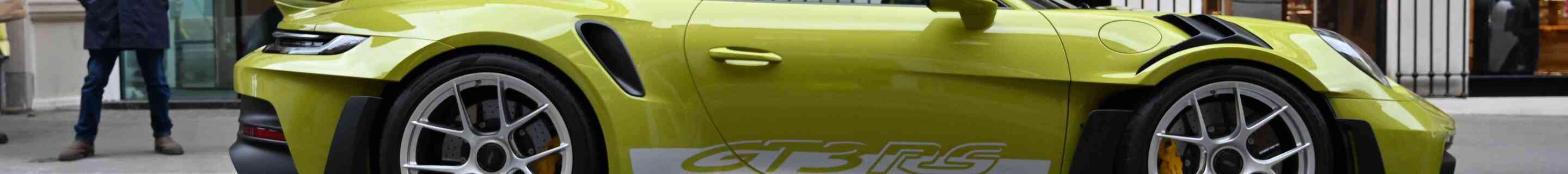 Porsche 992 GT3 RS Weissach Package