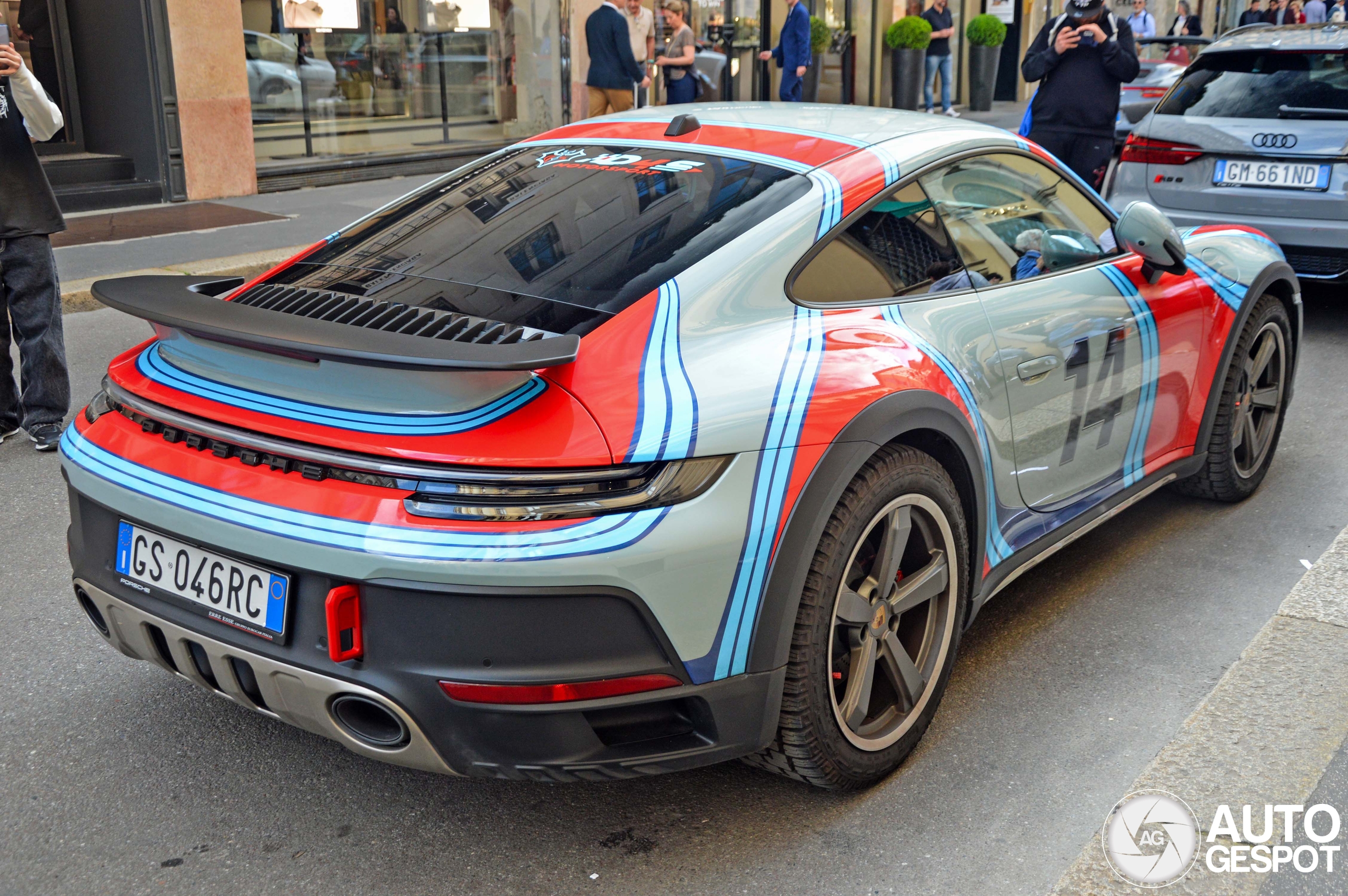 Porsche 992 Dakar